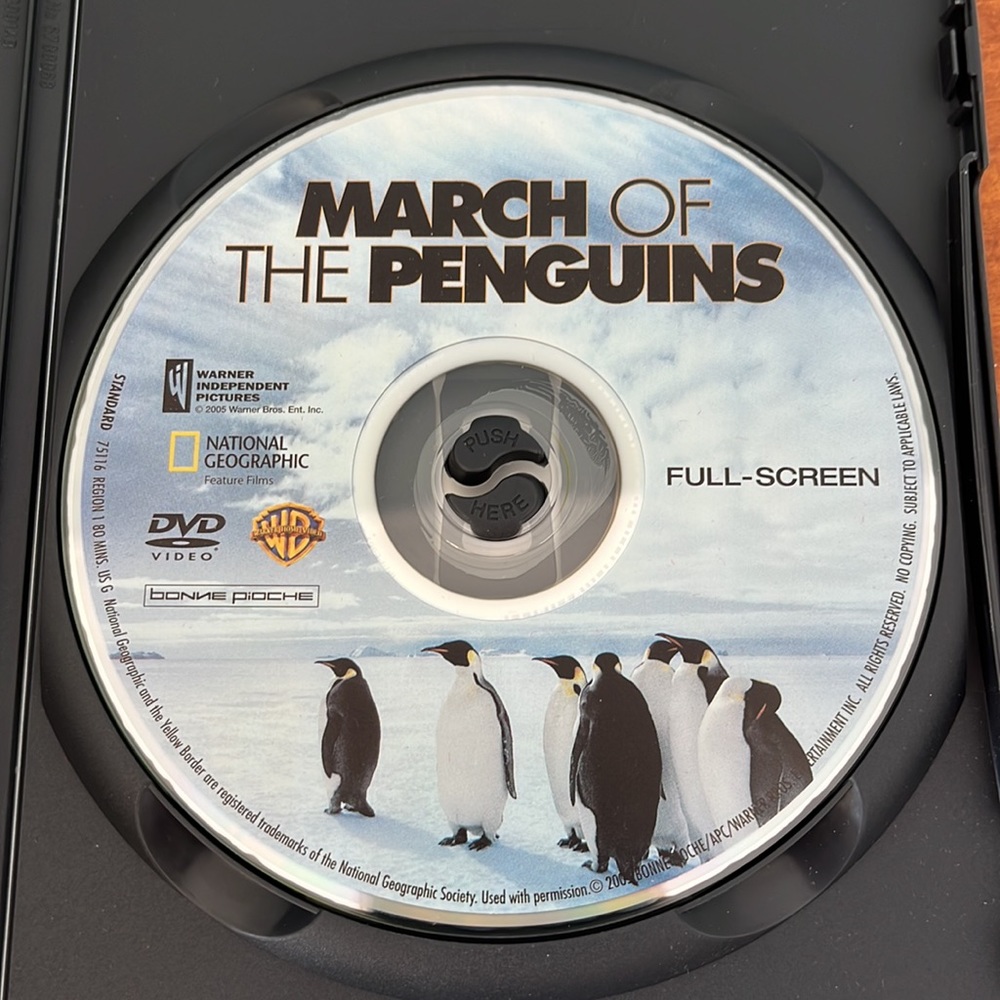 HOST PICK! March of the Penguins DVD, full screen edition, light used co… - Picture 4 of 4